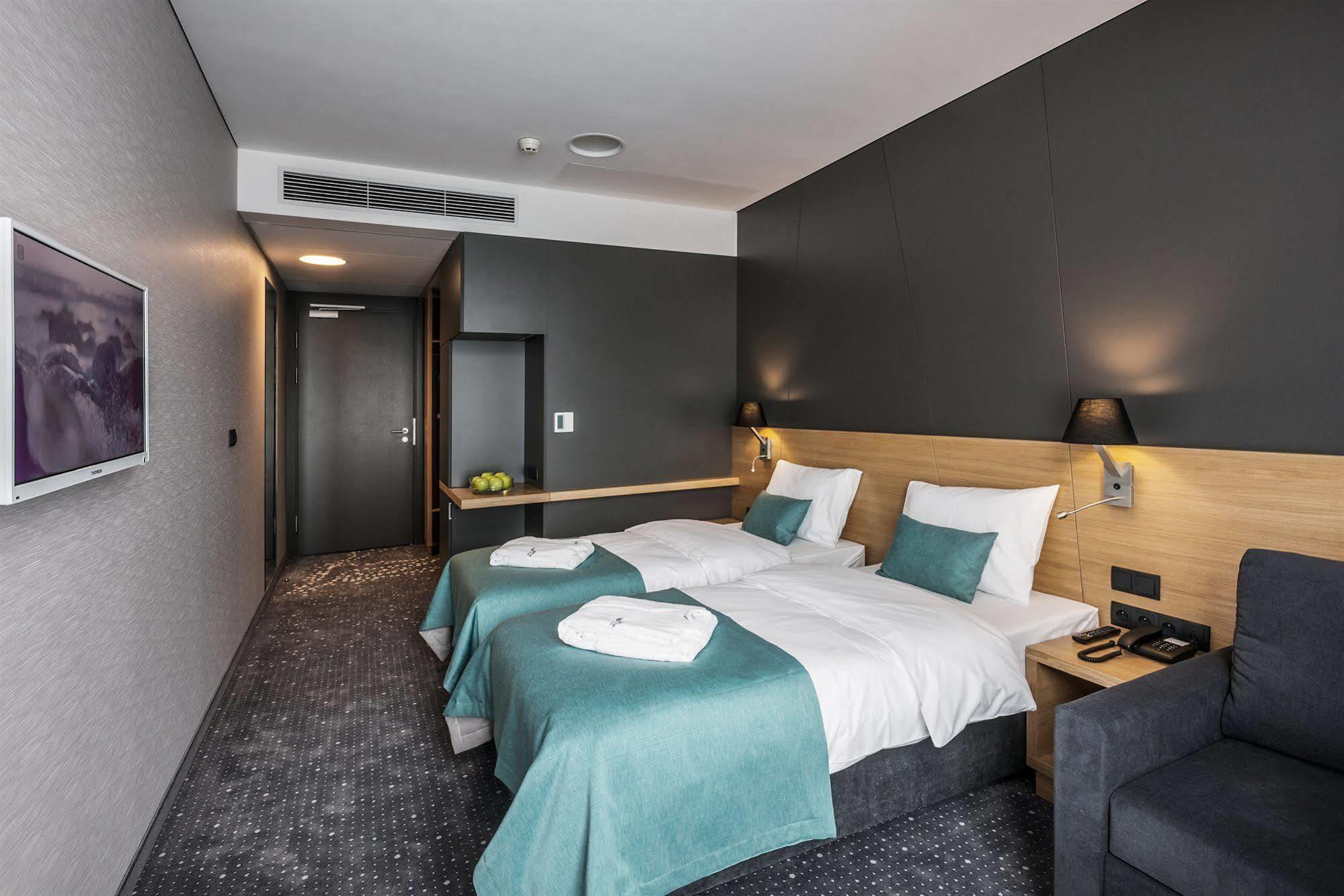 Regatta Hotel Restauracja Spa Poznań Eksteriør bilde